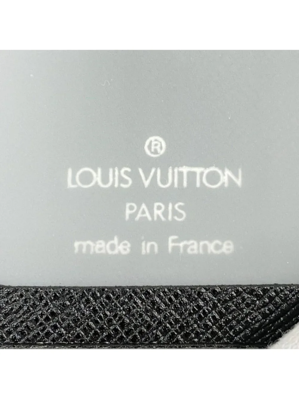 Louis Vuitton Card Case Taiga Porte 2 Cult Vertical Ardoise